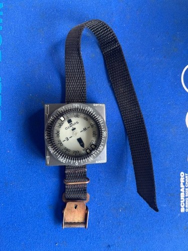 Suunto vintage wrist compass - vintage,