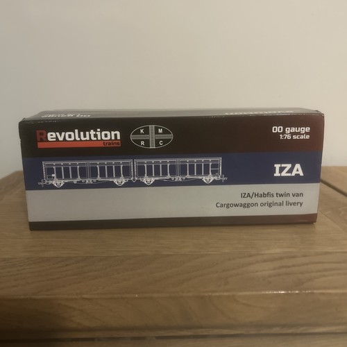 Revolution trains gauge - trains, oo