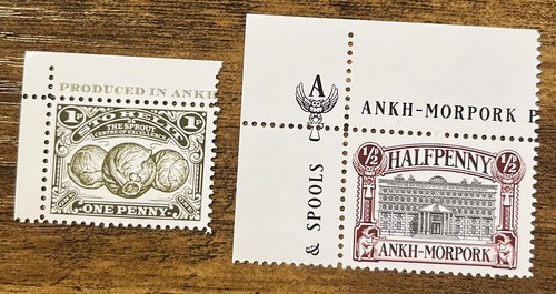 Discworld stamps corners - discworld, 2