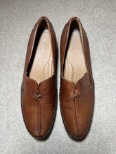 M&S Footglove Ladies Size 5.5