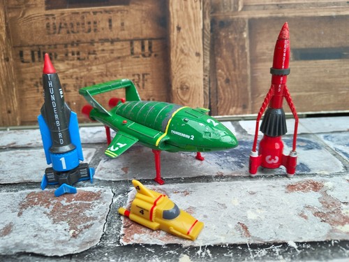 Thunderbirds matchbox vehicle - thunderbirds,