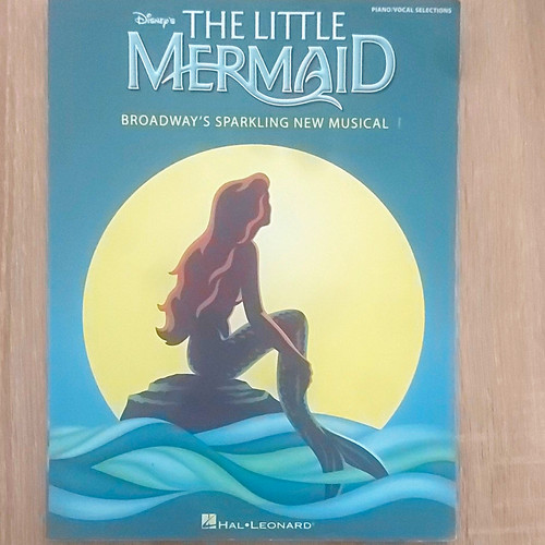 Hal leonard disney the - hal, little