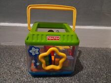 Fisher Price Vintage 2003 Peek A Boo Blocks Shape Sorter Musical Sounds Rare