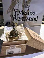 Vivienne westwood 2 giant - vivienne,