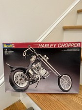 Revell 7911 1:8 Harley