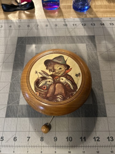 Vintage hummel wall hanging - vintage,