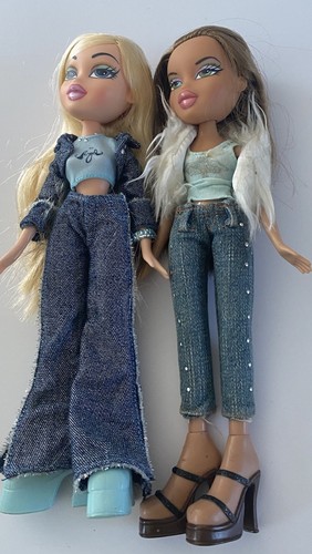Bratz doll bundle - bratz,
