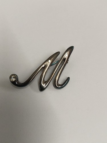 Letter brooch - m,