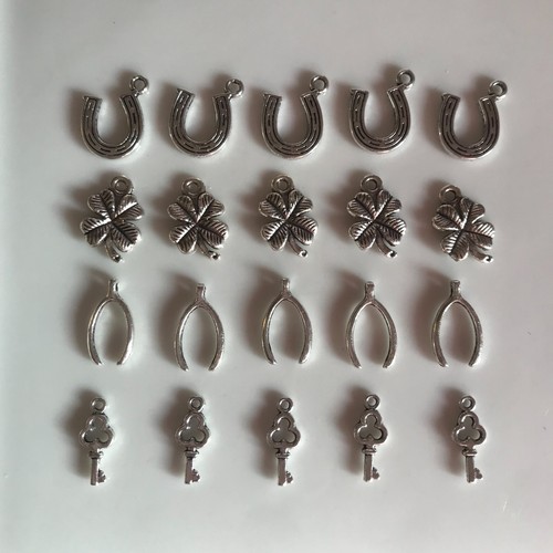 Lucky charms tibetan - ,