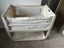 SnuzPod5 Bedside Crib in