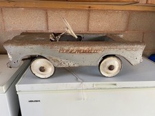 Vintage Tri-ang Bermuda Pedal Car Circa 1950s/60s. Needs restoration