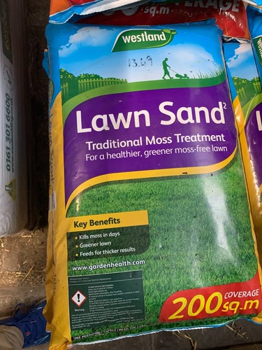 Lawn sand 200sq meters in - 200sq,
