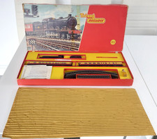 OO Gauge TRI-ANG RAILWAYS