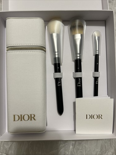 Dior vip gift backstage - dior,