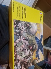 Heller 1/72 A.S.51 Horsa Glider +British Paratroopers