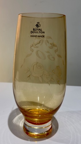 Royal doulton hand made - royal,