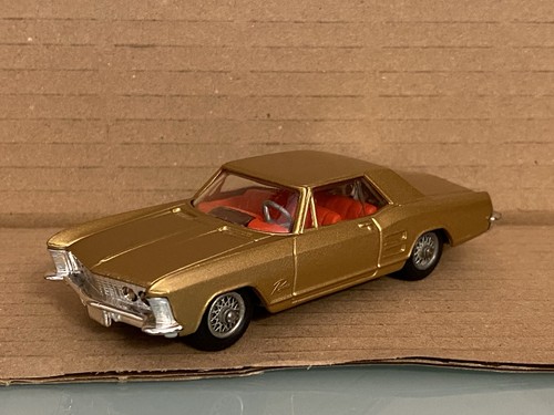 Antique corgi toys buick - antique,