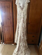 Pronovias Blush and Ivory Lace Wedding Dress Size 10-12