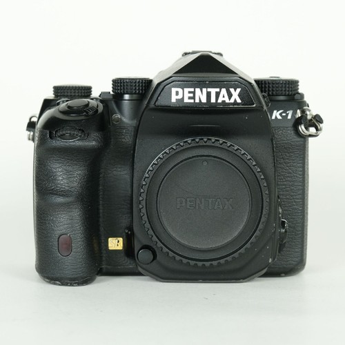 Pentax black digital slr - pentax, k-1