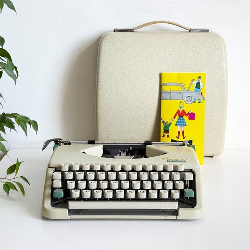 Working vintage olympia - vintage,