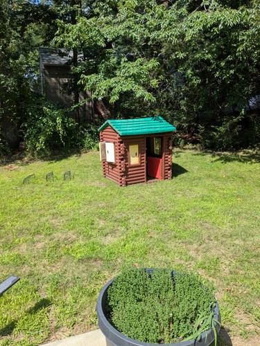 Little tikes log - tikes, cabin