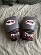 Twins Special 10oz Boxing/Muay