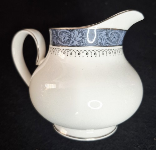 Royal doulton sherbrooke - royal, cream