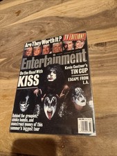 Entertainment Weekly Kiss Aug