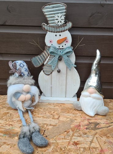 Christmas themed items - christmas,