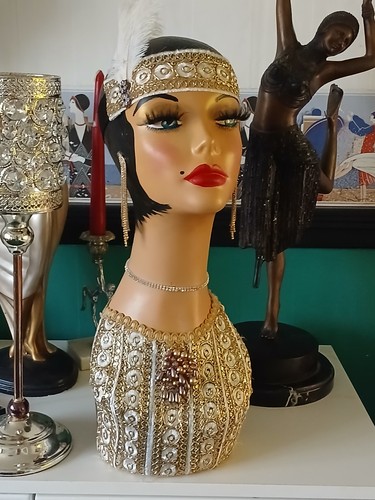 Vintage retro artdeco hand - retro,