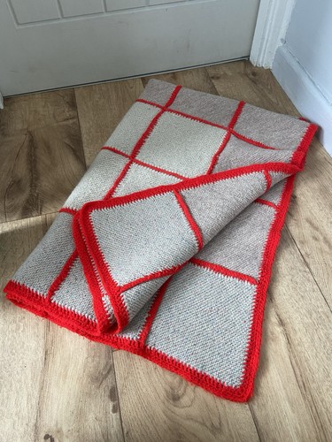 Vintage checker blanket red - vintage,
