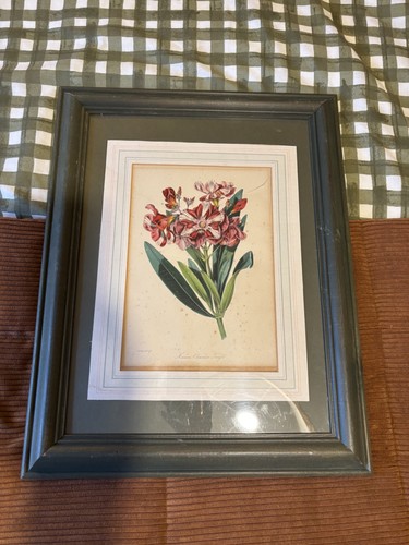 Vintage green wooden framed - green,