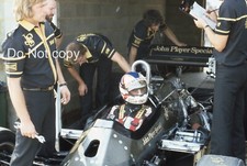 JPS LOTUS 94T NIGEL MANSELL COCKPIT GARAGE 1983 BRITISH GP 35MM SLIDE PHOTOGRAPH