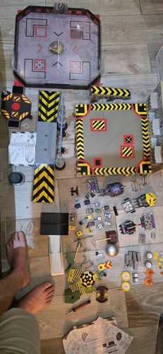 Robot wars job lot arena - wars,
