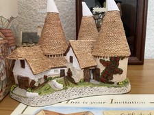 David Winter Triple Oast