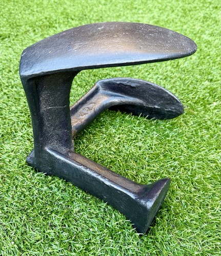Antique cast iron cobbler - antique,