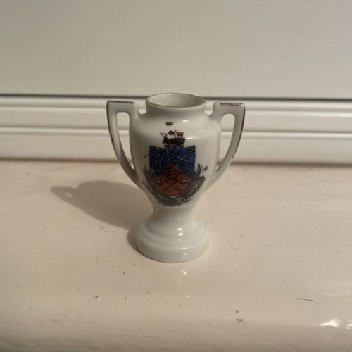 Unbranded crested ware model - unbranded,