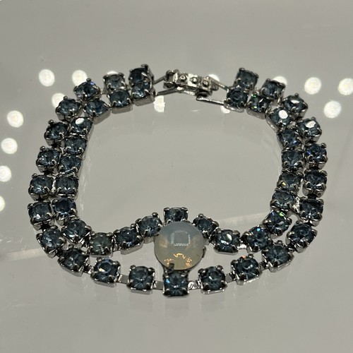 Vintage silver tone - vintage, blue