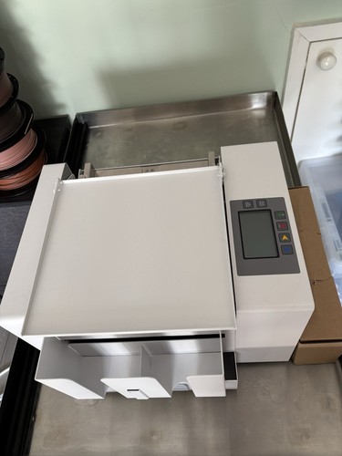 Full automatic card cutter - card,