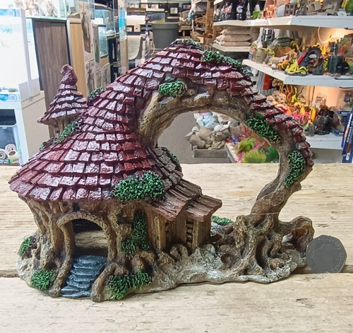 Small rustic hobbit - rustic, lotr