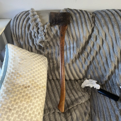 Urafors 5lb vintage axe hung - urafors, 4.5lb