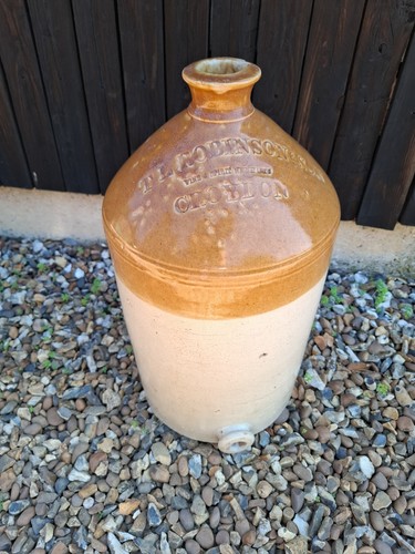 Vintage stone bottle flagon - stone, t