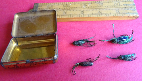 Old antique artificial - 4x,