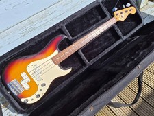 Sunburst 1983 Fender Elite