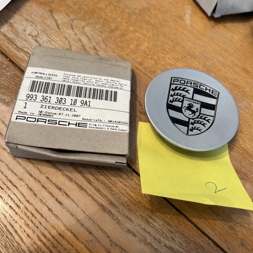 Porsche centre wheel caps - centre,