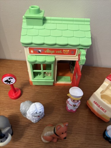 Elc happyland village vet - elc,