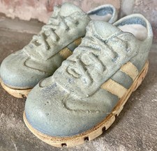 Quirky unusual Ceramic Trainer Converse Style Pots Planters Made In Italy X2