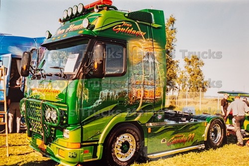 Truck photo volvo tractor - truck,