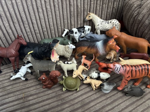 Large bundle horses etc - large,