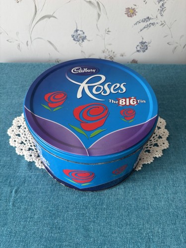 Old cadburys roses metal tin - roses,